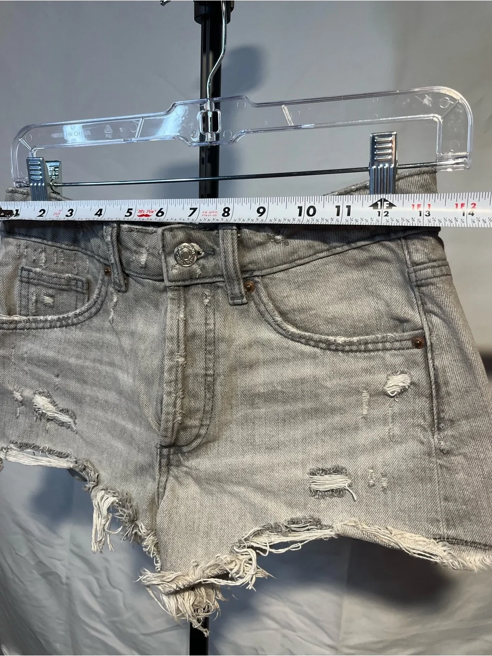 Zara 2PC TRF High-Waisted Distressed heavily frayed, raw, Denim Shorts SZ 2